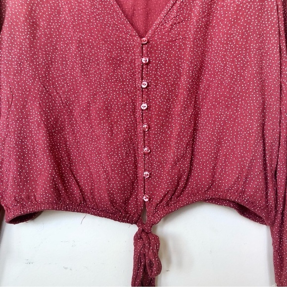 American Eagle Cropped Red Polka Dot Wide Sleeve Top Size Large - Picture 5 of 8